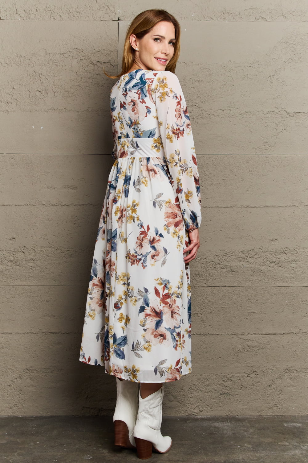 OneTheLand Good Day Chiffon Floral Midi Dress